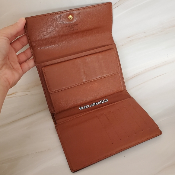 Authentic Louis Vuitton Alexandra Monogram Wallet - Picture 9 of 14
